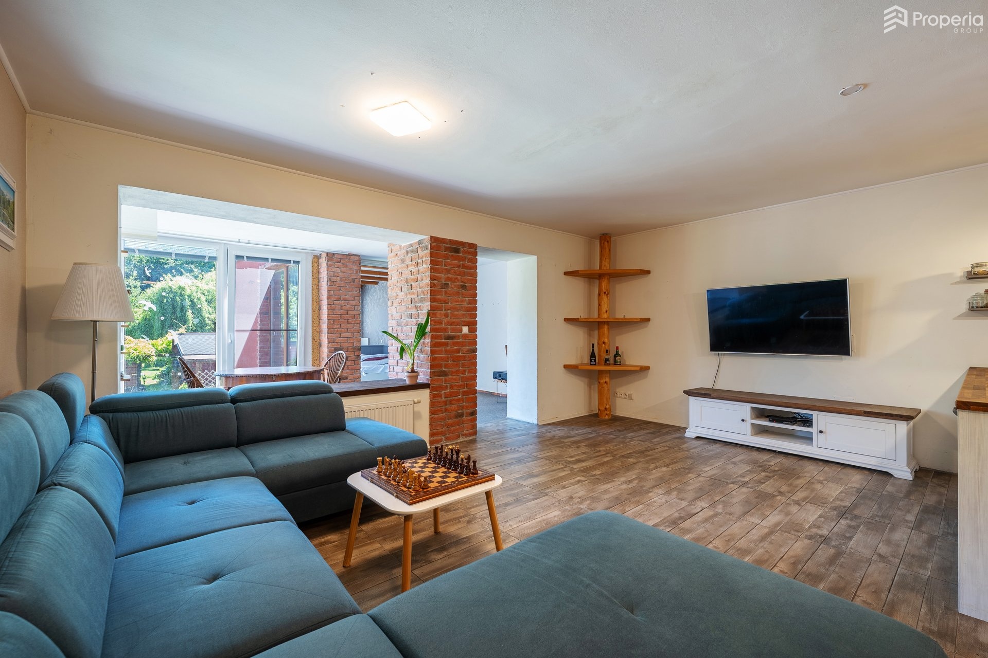 Prodej bytu 2+kk 97 m² se sdílenou zahradou, bazénem a saunou Mokrá-Horákov